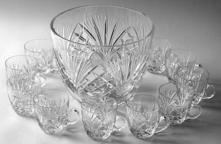 Cherrywood Clear (13 Piece) Punch Set (PUN + 12 PCU)