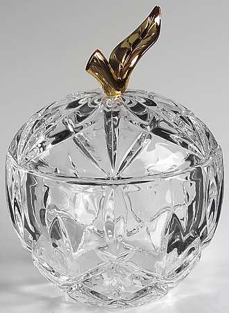 Lady Anne Apple Box with Lid