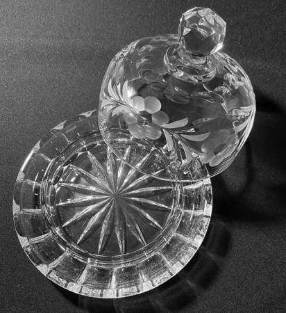 Spring Meadows Round Covered Butter
