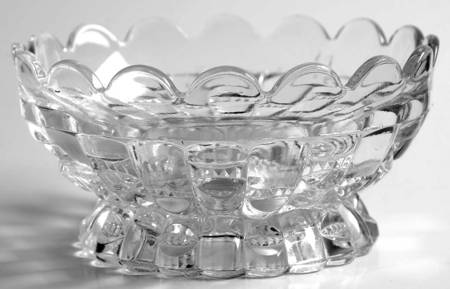 Cut Log Footed Sauce Dish