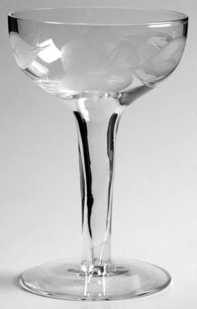 1500-17 Tall Hollow Stem Champagne