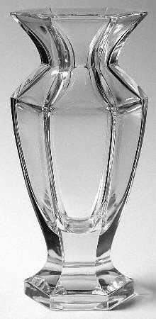 Sovereign  8" Flower Vase