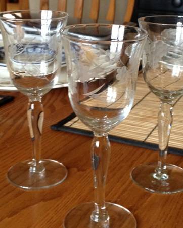 36-13 Cordial Glass