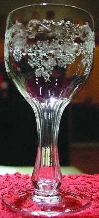 Garland (Stem #25) Tall Hollow Stem Champagne