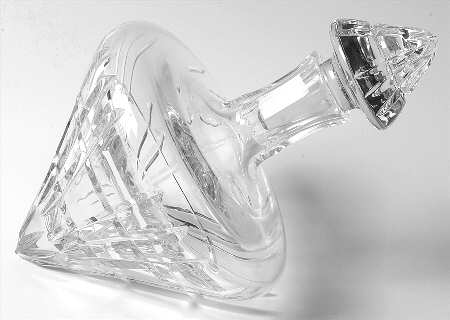Terra Tilted Decanter & Stopper