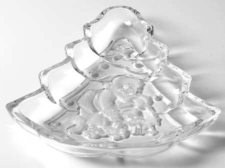 Holiday Traditions Collection Tree Shape Dish