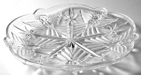 Holiday Traditions Collection 13" Round Platter