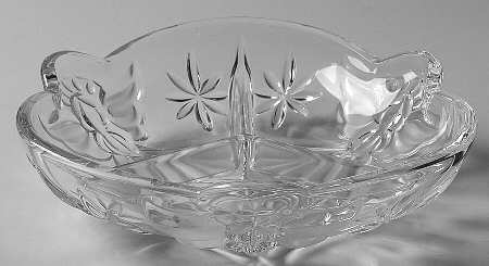 Holiday Traditions Collection 8" Round 3 Part Relish