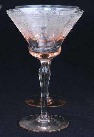 La Furiste Rose (No Trim) Champagne/Tall Sherbet