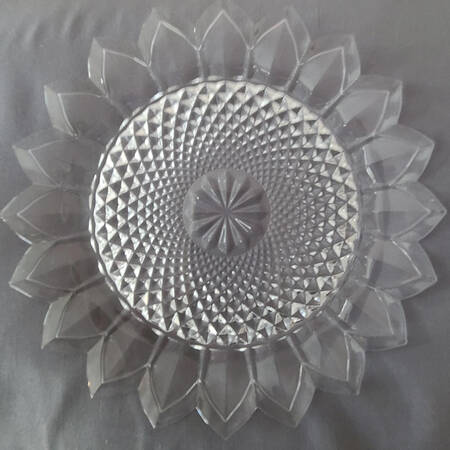 Tiara Salad/Dessert Plate