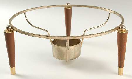 Regalia Metal Stand for 3qt Casserole W/Metal &Ceramic Lid