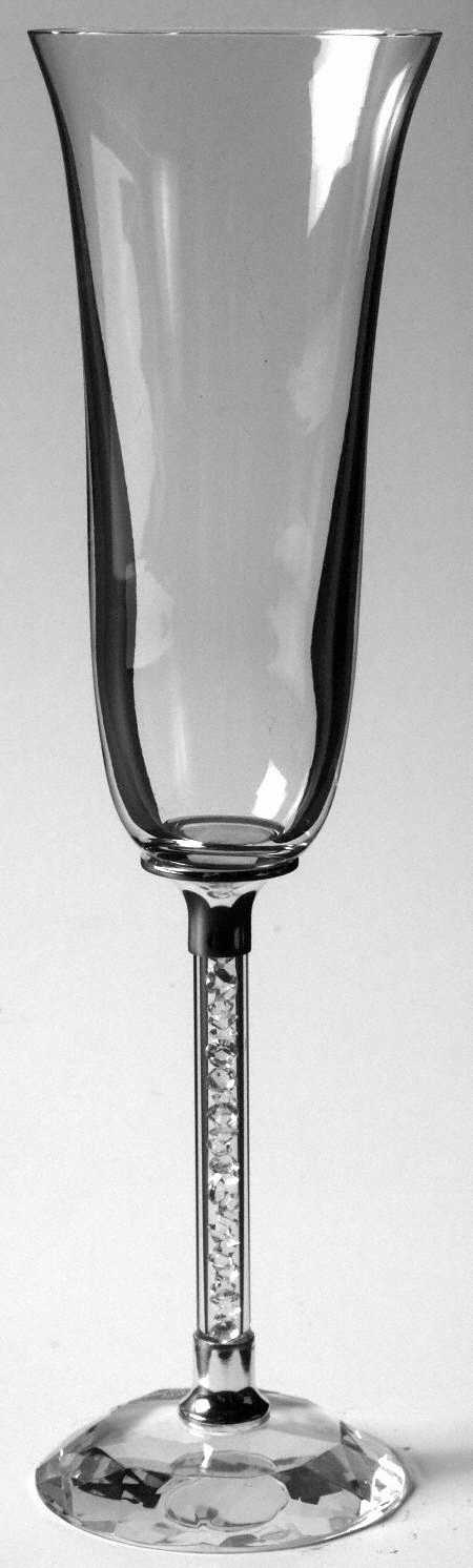 Floating Diamonds Fluted Champagne