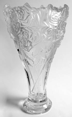 Rose Bouquet 14" Flower Vase