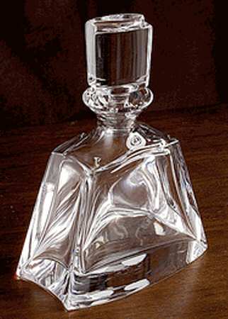 Metro Decanter & Stopper