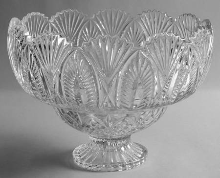 Shell 10" Footed Bowl