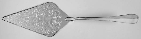 Shell Cake Server W/Stainless Blade