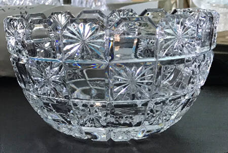 Emerald 9" Round Bowl