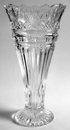 Princess 14" Footed Vase