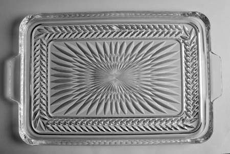 Symphony 16" Rectangular Handled Tray