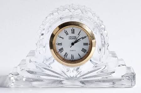 Clocks Giftware Small Quartz Clock