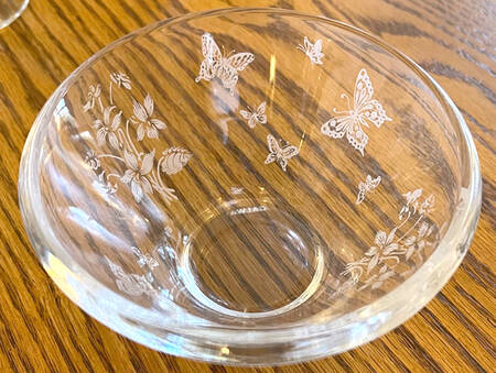 Butterfly 5" Round Bowl