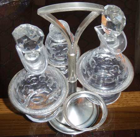 Thousand Eyes (7 Piece) Cruet Set (2 CRU, SAP, COSTM)