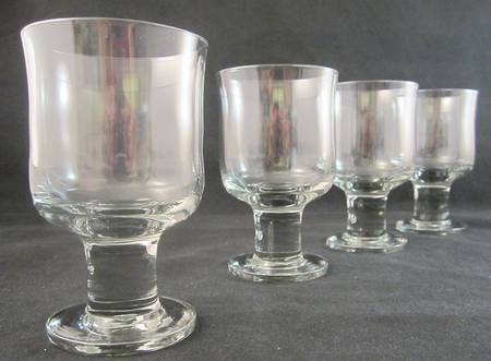 Severin Wine Glass