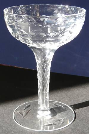 3411-1 Tall Hollow Stem Champagne