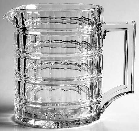 Cross Lined Flute 16 Oz Jug