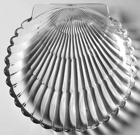 Crystolite (Pressed & Thin Blown) 7" Shell Plate