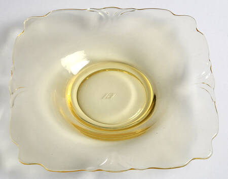 Empress Sahara Saucer only