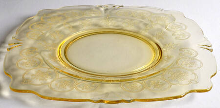 Formal Chintz Sahara Yellow (Stem 3390) Square Luncheon Plate