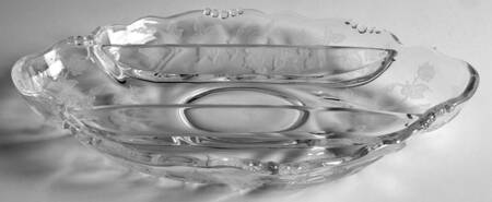 Heisey Rose 11" Oblong 3 Part Relish