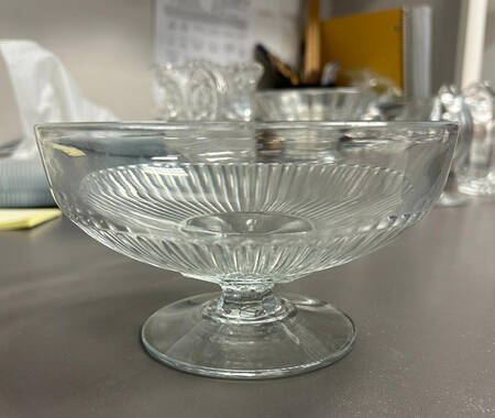 Narrow Flute with Rim Clear (Line 473) Almond