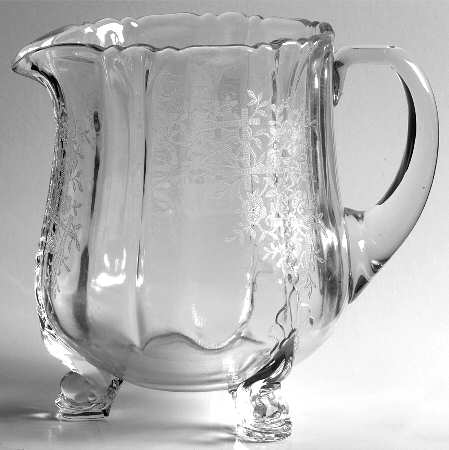 Olympiad (Stem #3411) 48 Oz 3-Toed Dolphin Jug