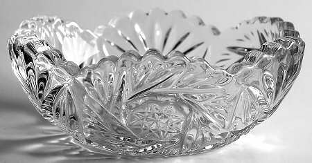 Pinwheel and Fan Clear 5" Nappy