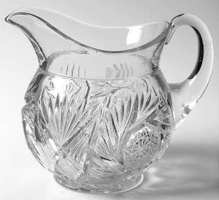 Pinwheel and Fan Clear 56 Oz Pitcher