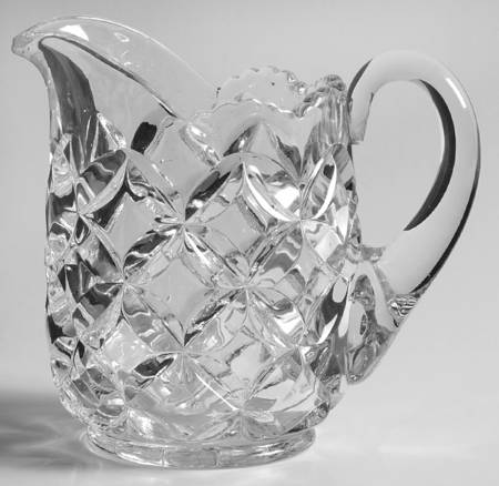 Pillows (Stem #325) Creamer