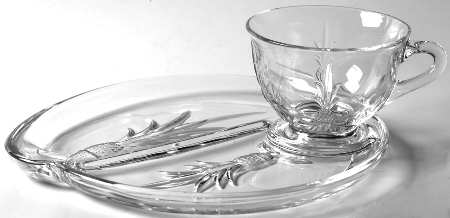 Plantation Pressed Snack Plate and Cup Set (Uses Standard Cup)