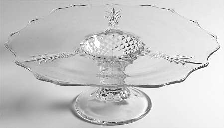 Plantation Pressed Round Cake Stand