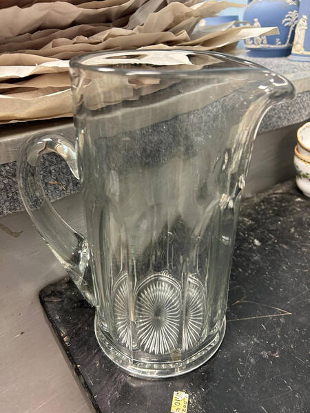 Puritan Clear (Colonial) 52 Oz Pitcher