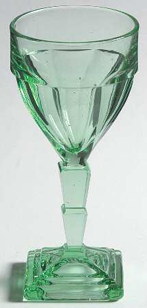 Twist Green (Moongleam) Wine Glass