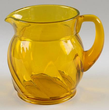 Twist Marigold 48 Oz Jug