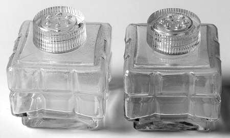 Victorian Clear Mini Shaker Set w/Glass Lids