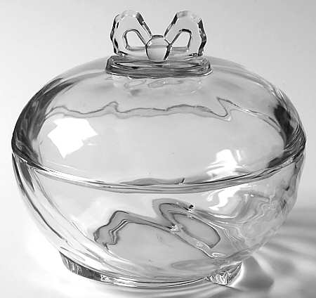 Waverly Candy Dish & Lid w/Bow Knot Finial