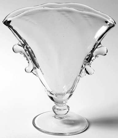 Waverly Small Fan Vase