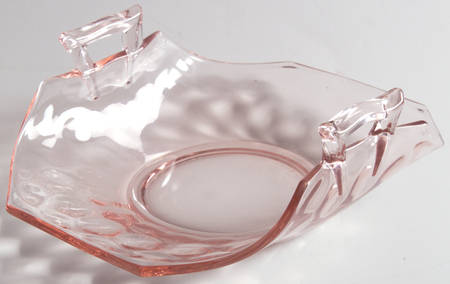 Yeoman Pink Flamingo (Stem 1184, Optic) Bon Bon