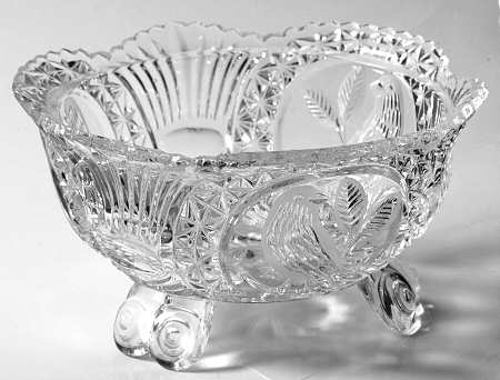 The Byrdes Collection 7" 3-Toed Footed Bowl