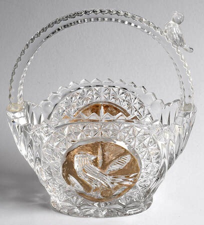 Byrdes Collection Gold Accent Basket