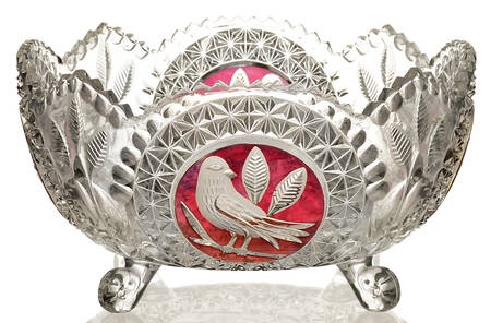 Byrdes Collection, The Ruby 10" 3-Toed Footed Bowl